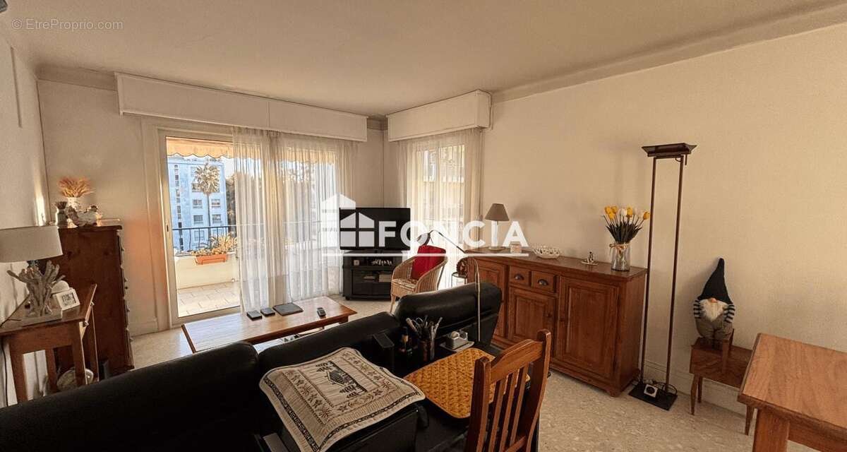 Appartement à CANNES