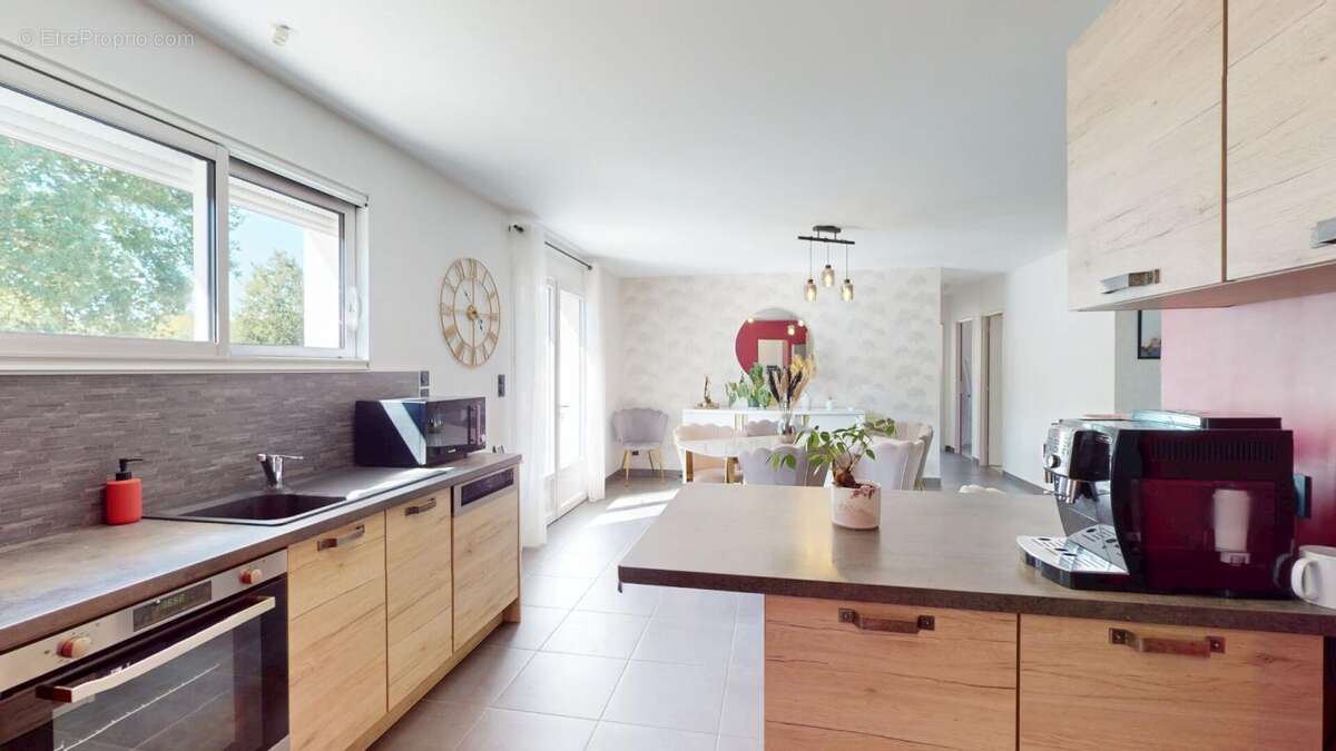 Maison Mereau 4 pièces - 92 m² - - photo 5