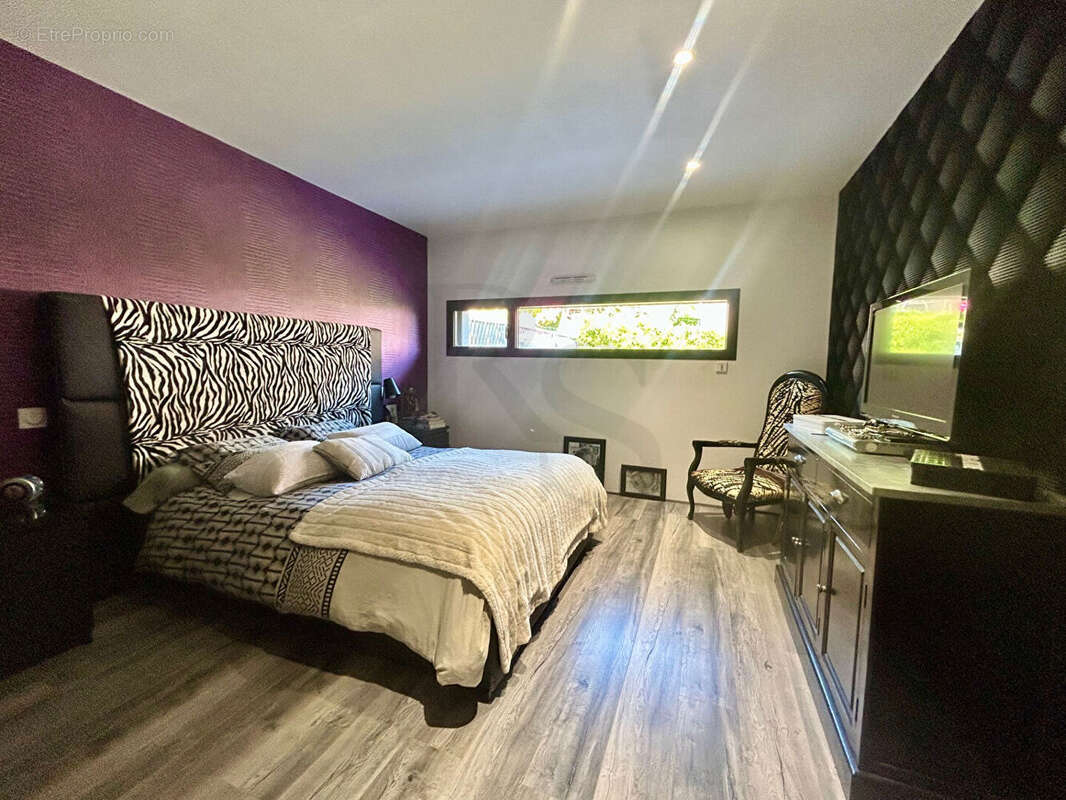 Maison à SAINT-GEORGES-DES-GROSEILLERS