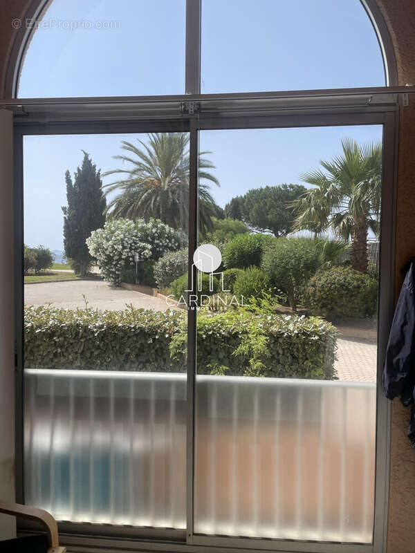 Appartement à LA LONDE-LES-MAURES