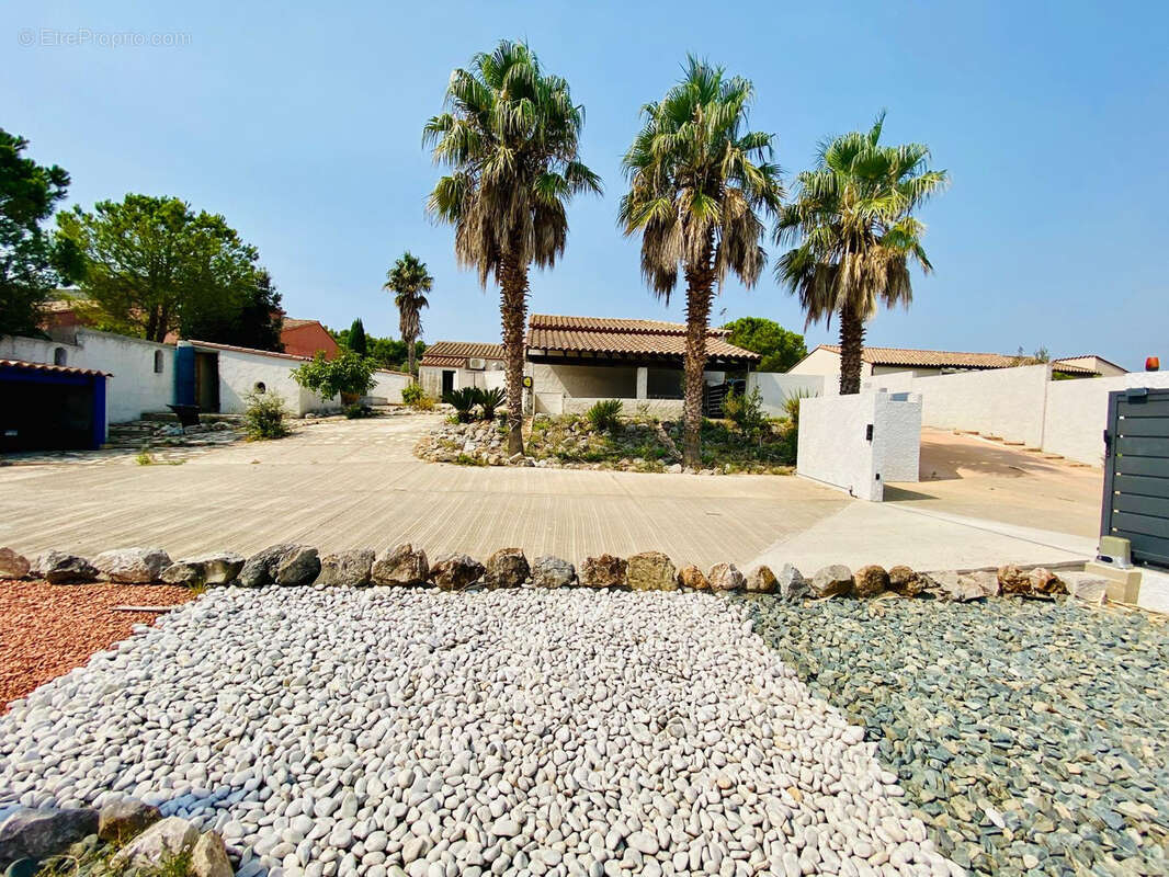 Maison à CASES-DE-PENE