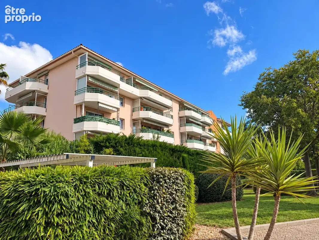Appartement 3 pièces à vendre à Saint-Raphael (83700) - photo 1
