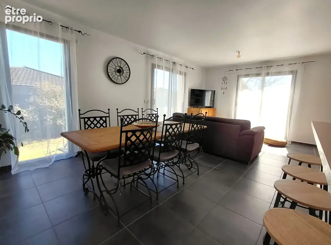 A VENDRE Maison récente de plain pied avec piscine au coeur de Chancelade! - photo 3