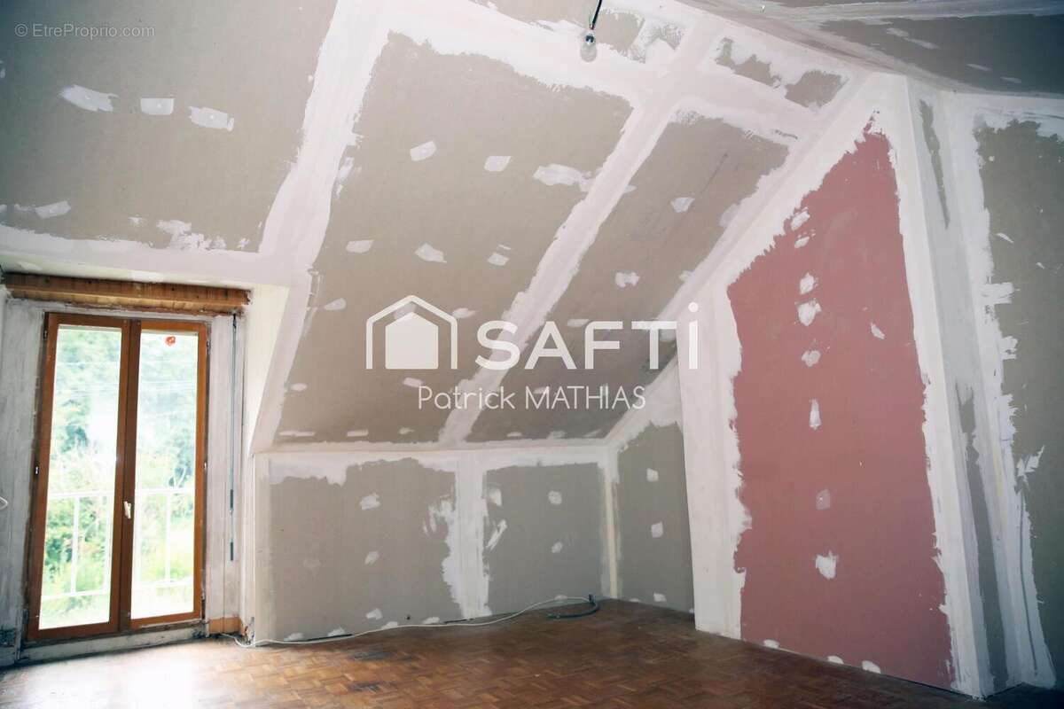 Photo 7 - Maison à VILLENEUVE-SUR-YONNE