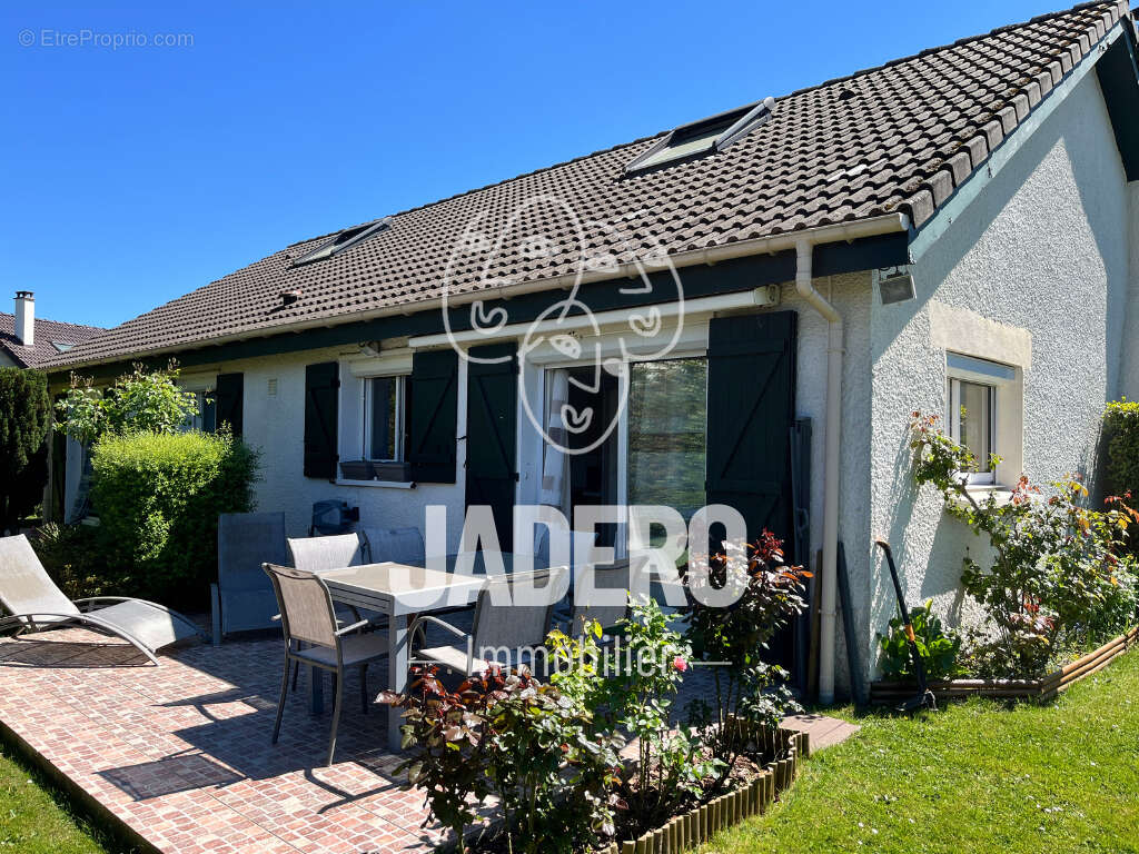 Rare à Franqueville-Saint-Pierre, Maison familiale 163 m², 5 chambres , Vie de plain-pied - photo 15