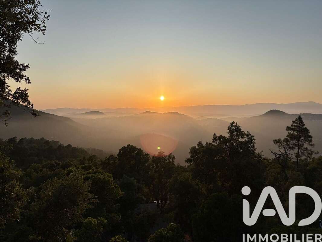 Photo 3 - Maison à LES ADRETS-DE-L'ESTEREL
