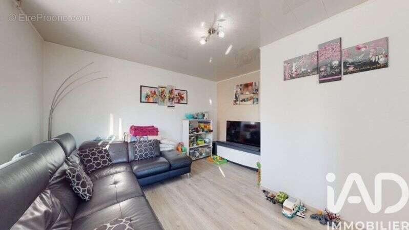 Maison 113 m² à Longevelle-Sur-Doubs  - photo 3