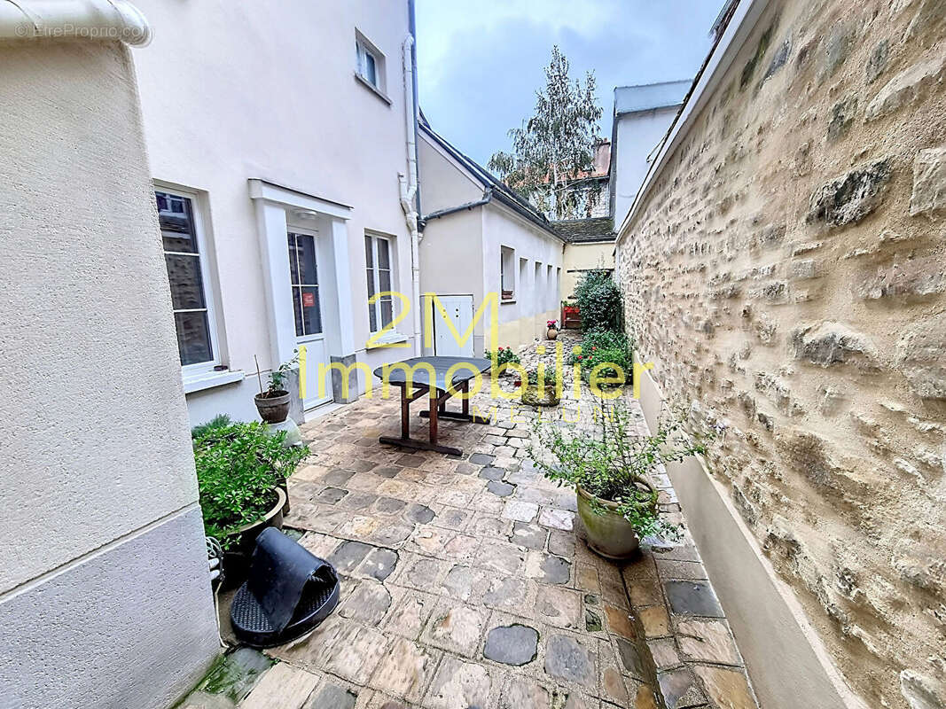 Appartement à FONTAINEBLEAU