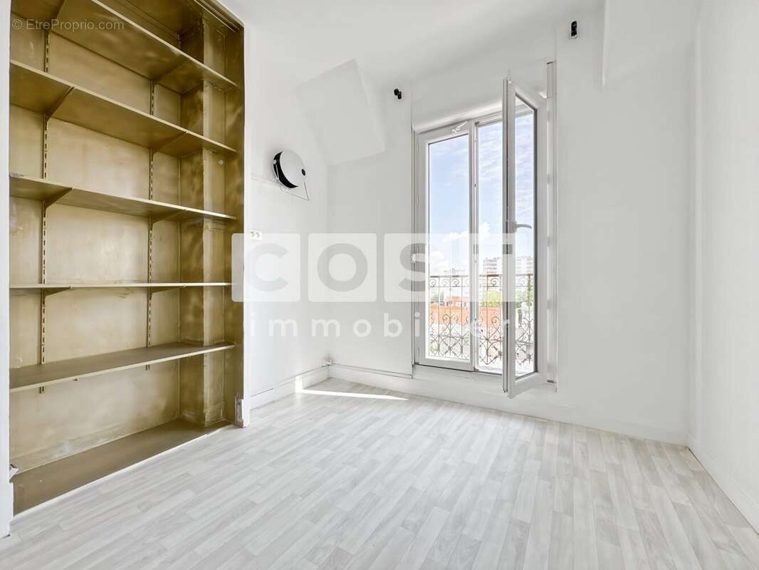 Appartement à GENNEVILLIERS