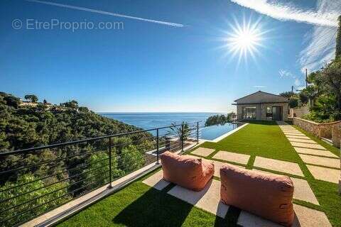 Maison à ROQUEBRUNE-CAP-MARTIN