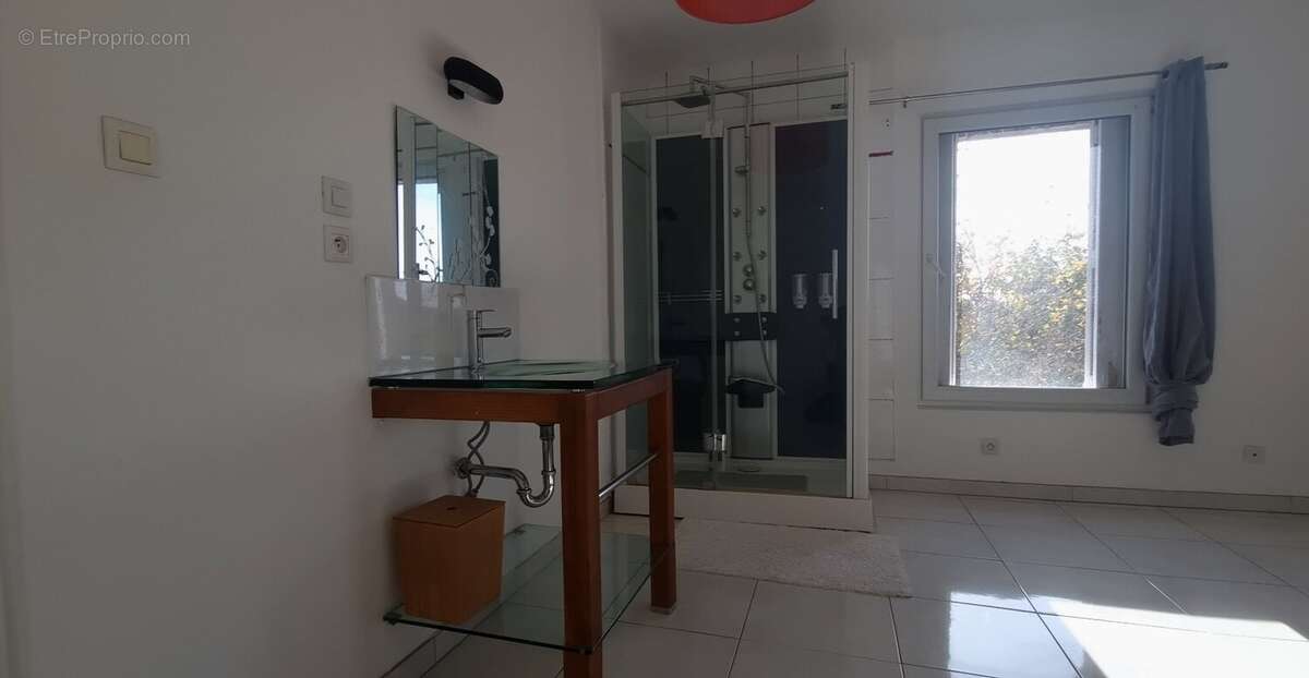 Maison à JONQUIERES