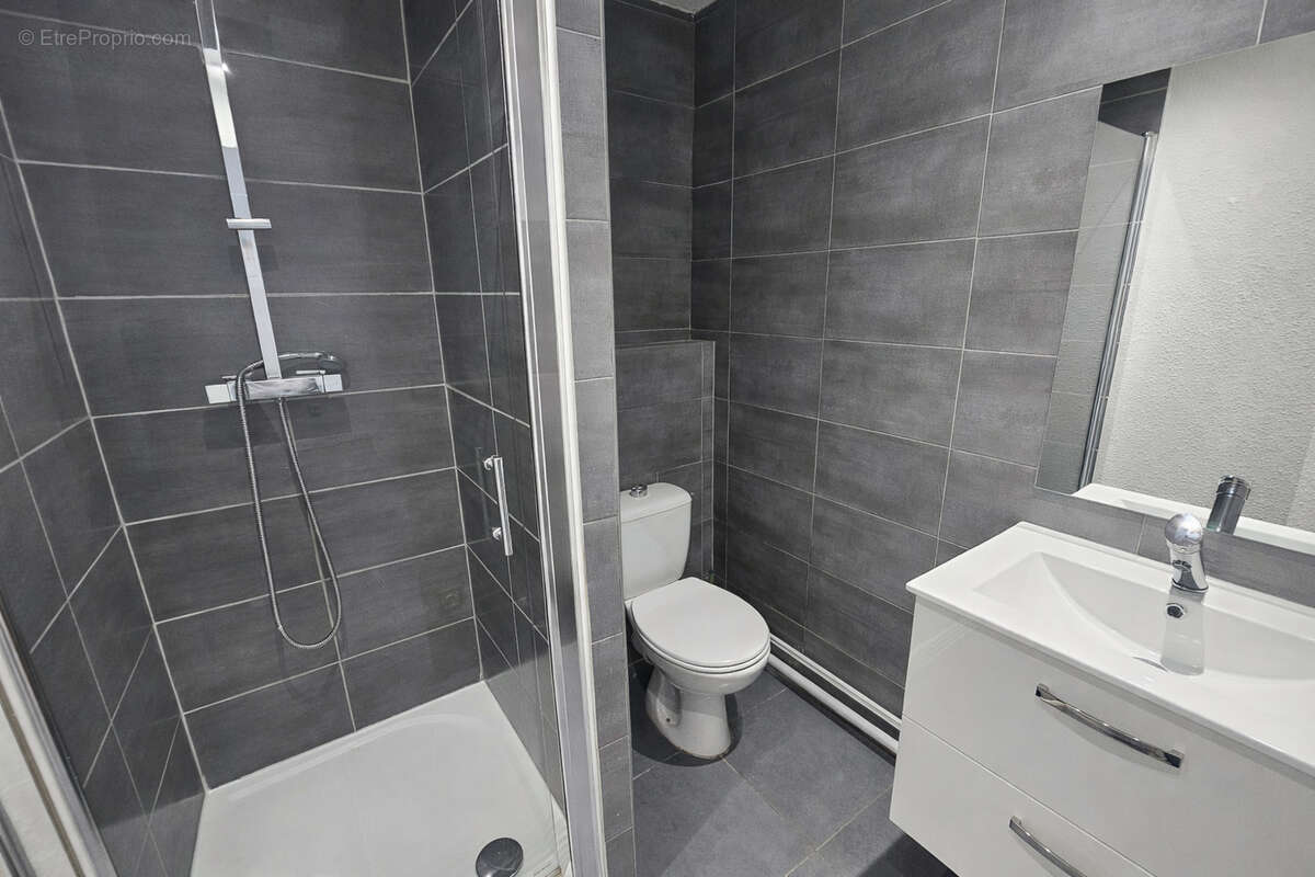 Appartement à SAINT-ETIENNE