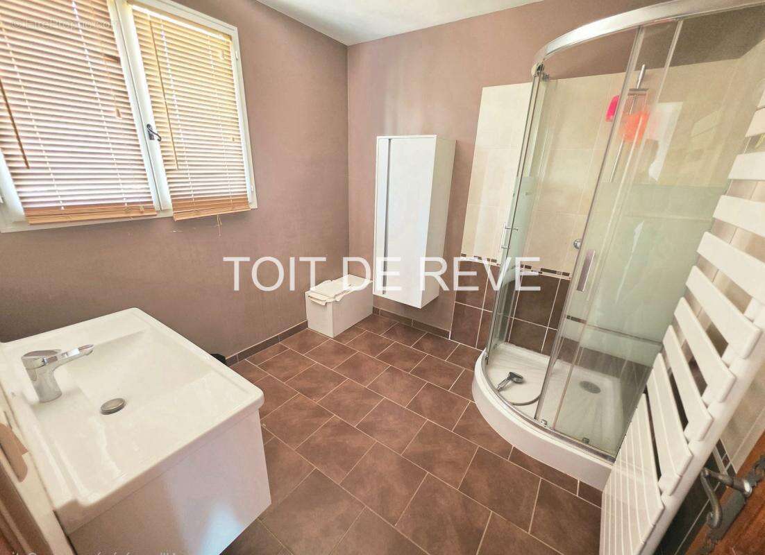 TEYRAN : Maison T5 de 135m² habitable sur une parcelle de 900m² - photo 18
