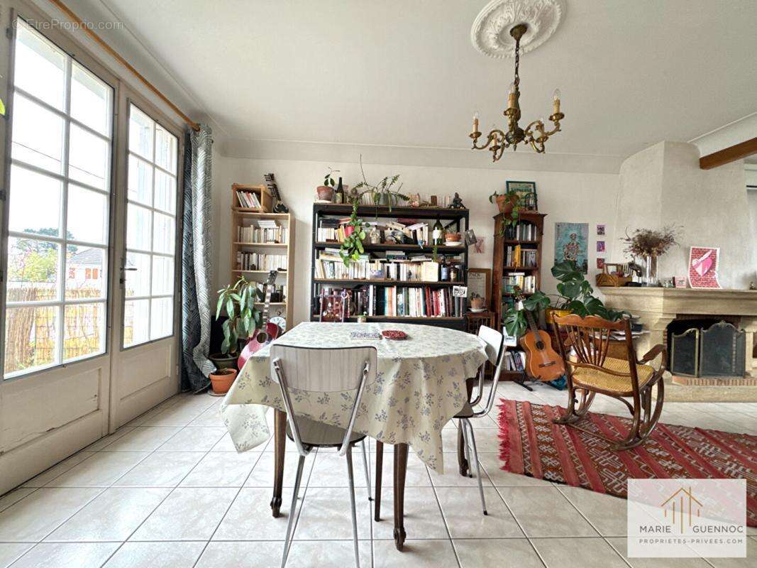 Maison à BASSE-GOULAINE