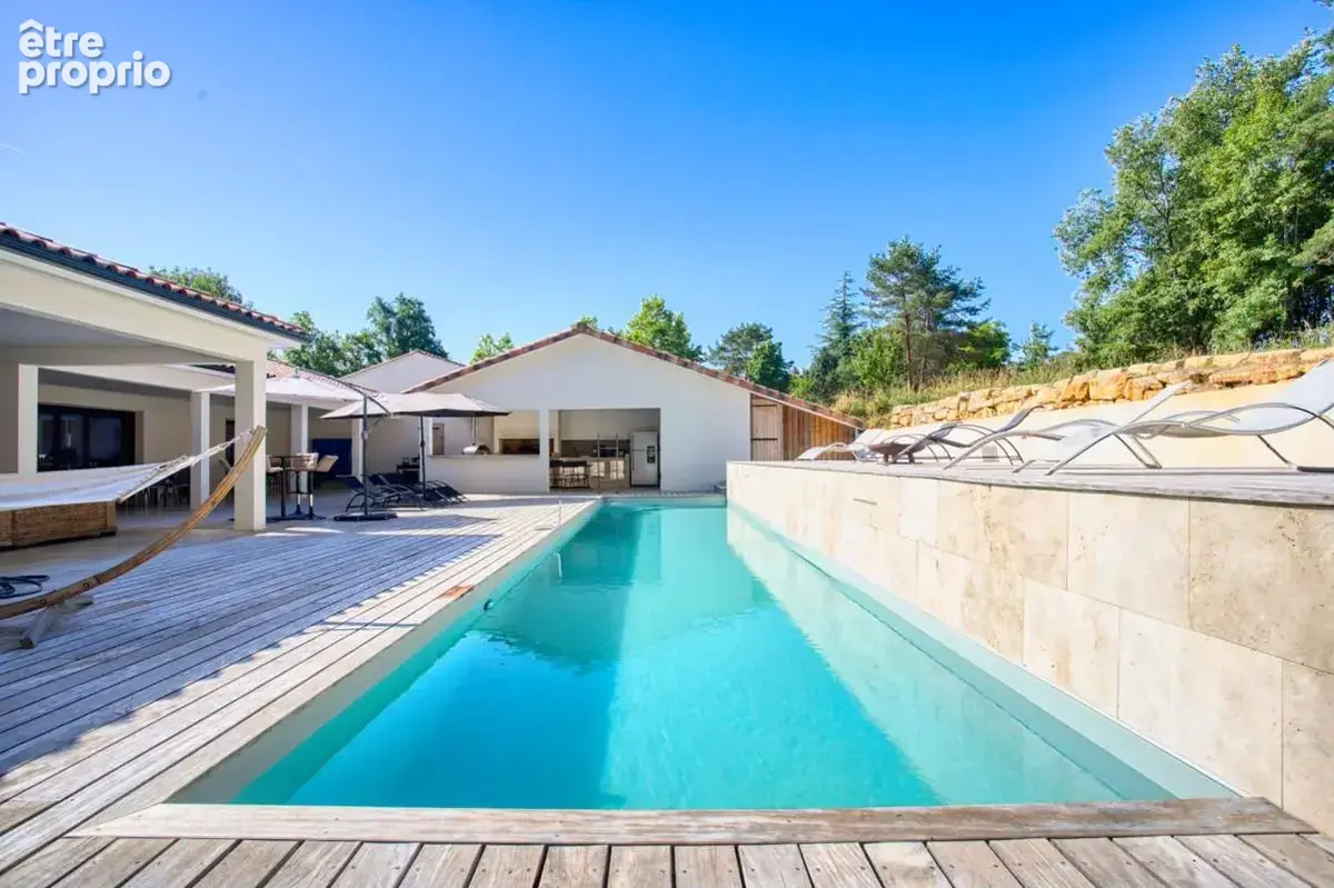 Maison 7 pièces 250 m² à vendre à Perigueux (24000) - photo 2