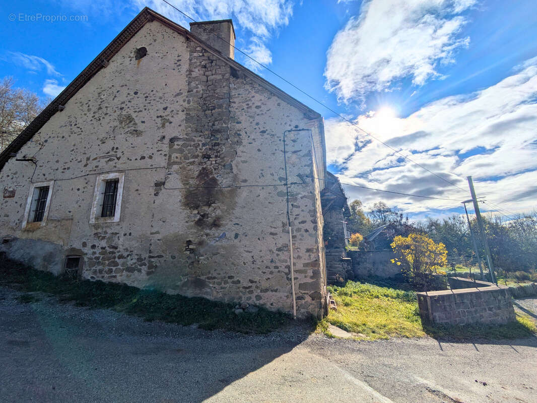 Maison à SAINT-MICHEL-DE-CHAILLOL