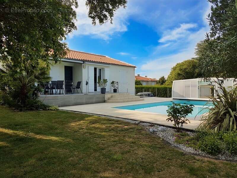 Maison 7 pièces LA JARRIE - photo 2