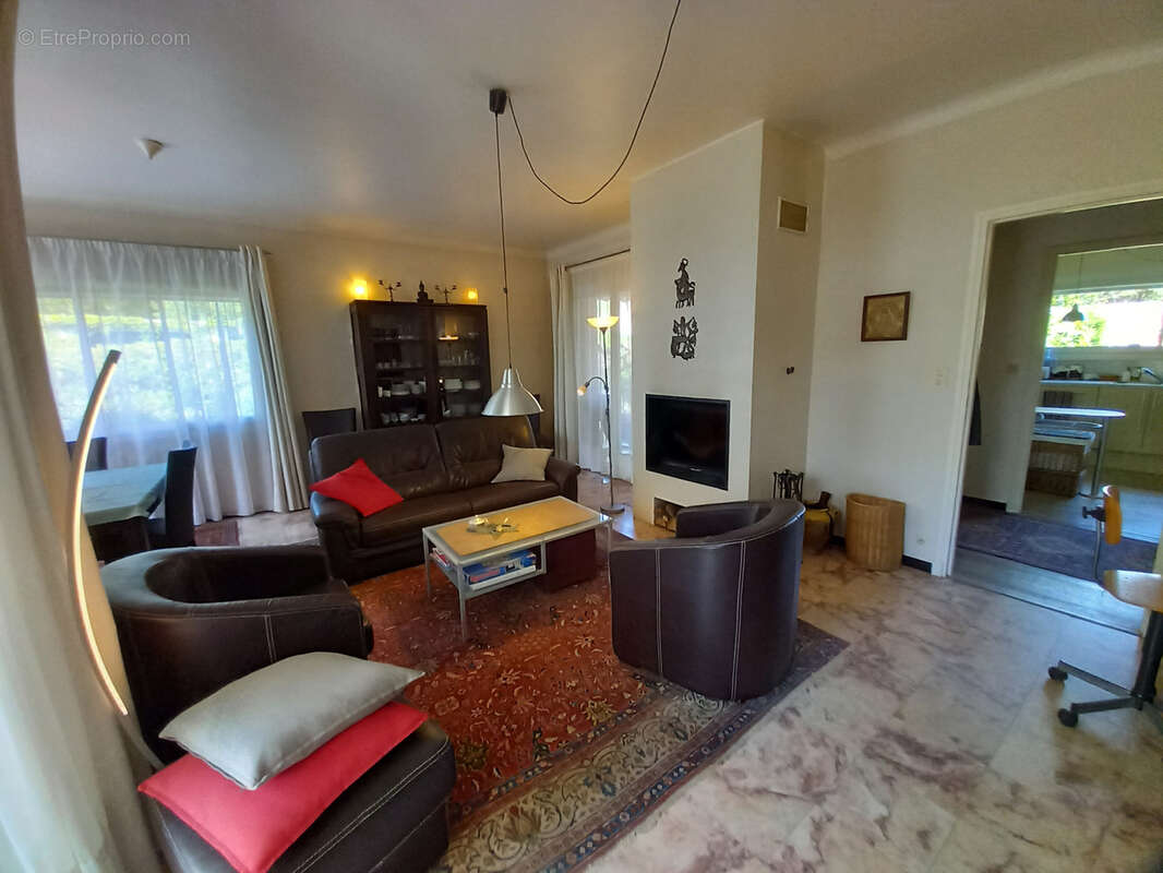 Maison à LAMALOU-LES-BAINS