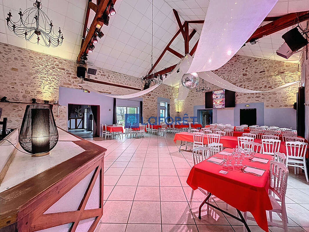 Commerce à LE CHATELET-EN-BRIE