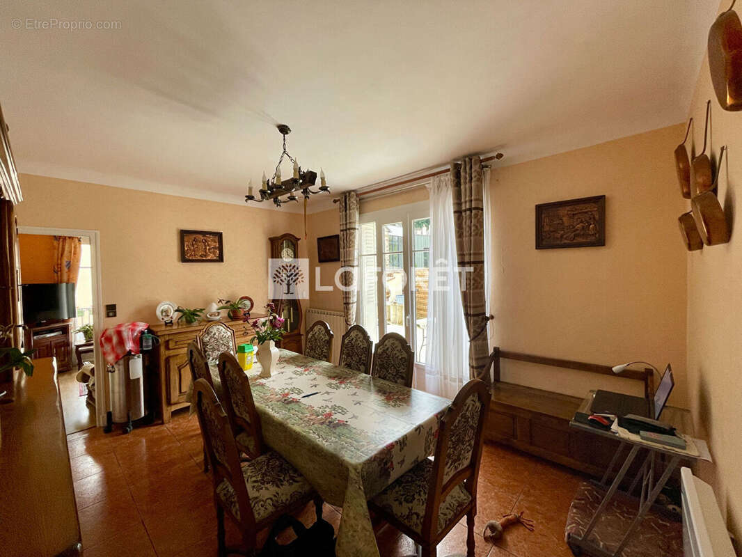 Maison à CASSAGNES-BEGONHES