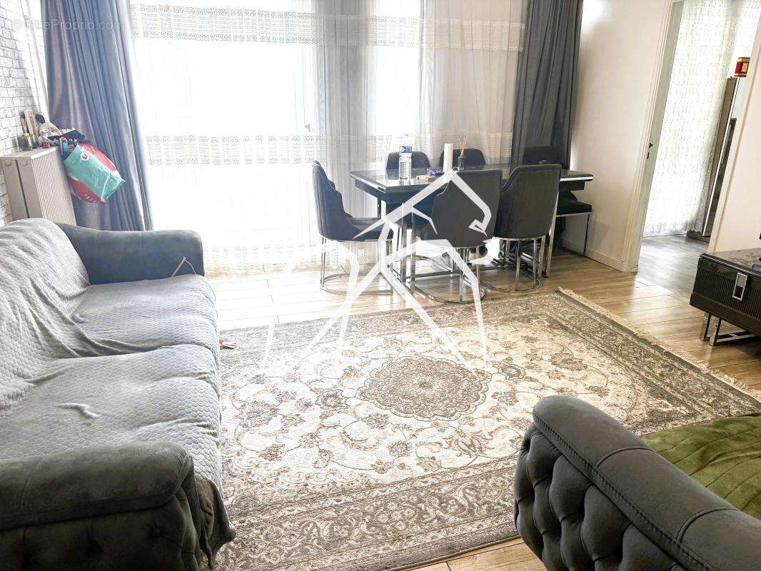 Appartement à LE PETIT-QUEVILLY