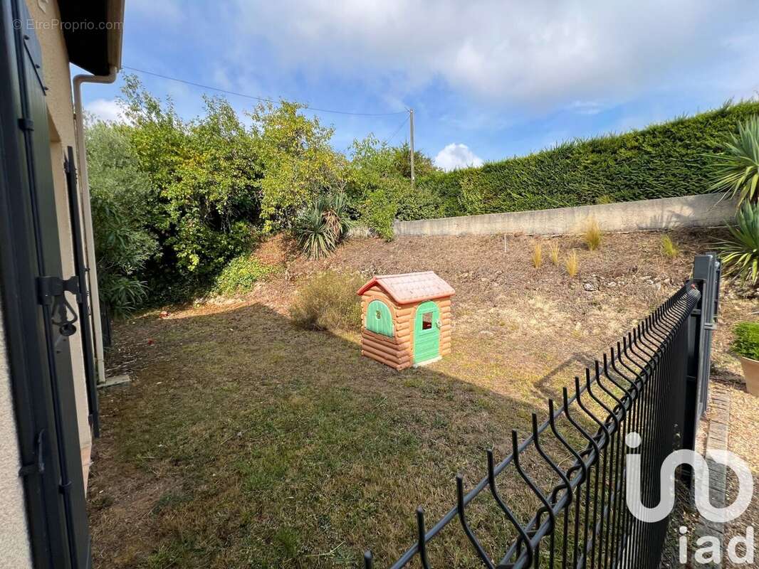 Photo 3 - Maison à SAINT-ROMAIN-LA-VIRVEE