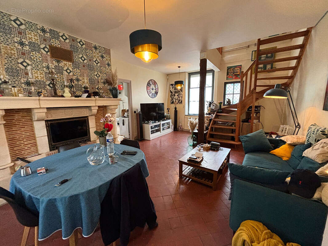 Maison à SAINTE-GENEVIEVE