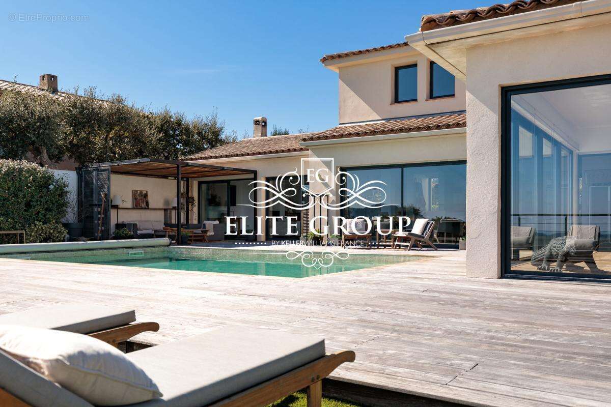 Maison à LES ADRETS-DE-L'ESTEREL