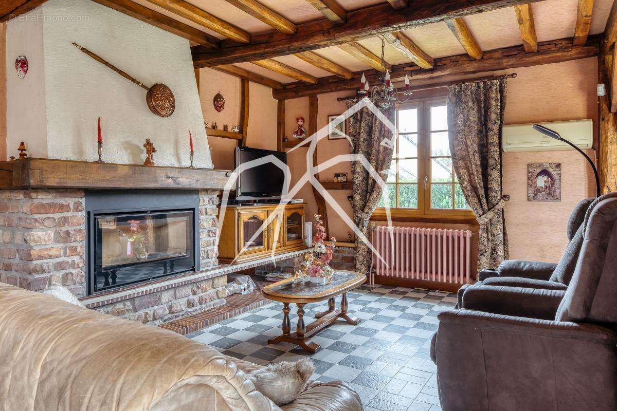 Demeure Familiale de charme 9 Pièces  Parc arboré et dépendance  Saint-Martin-du-Vivier  246m² - photo 5
