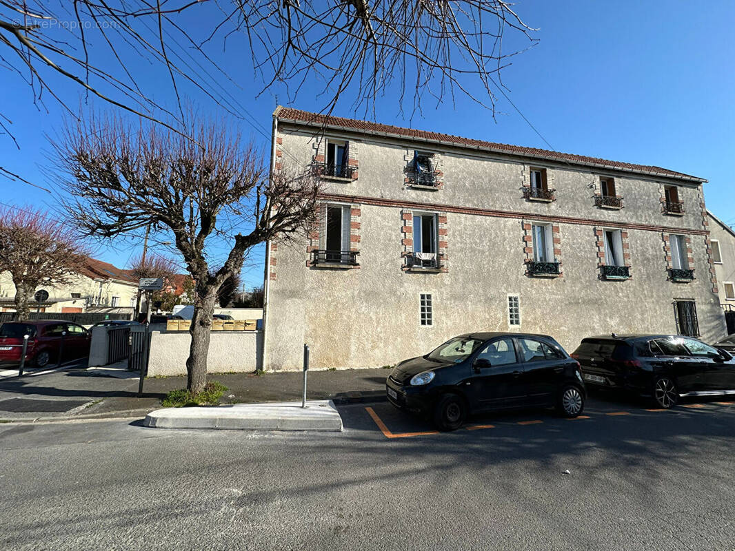 Appartement à VILLIERS-LE-BEL