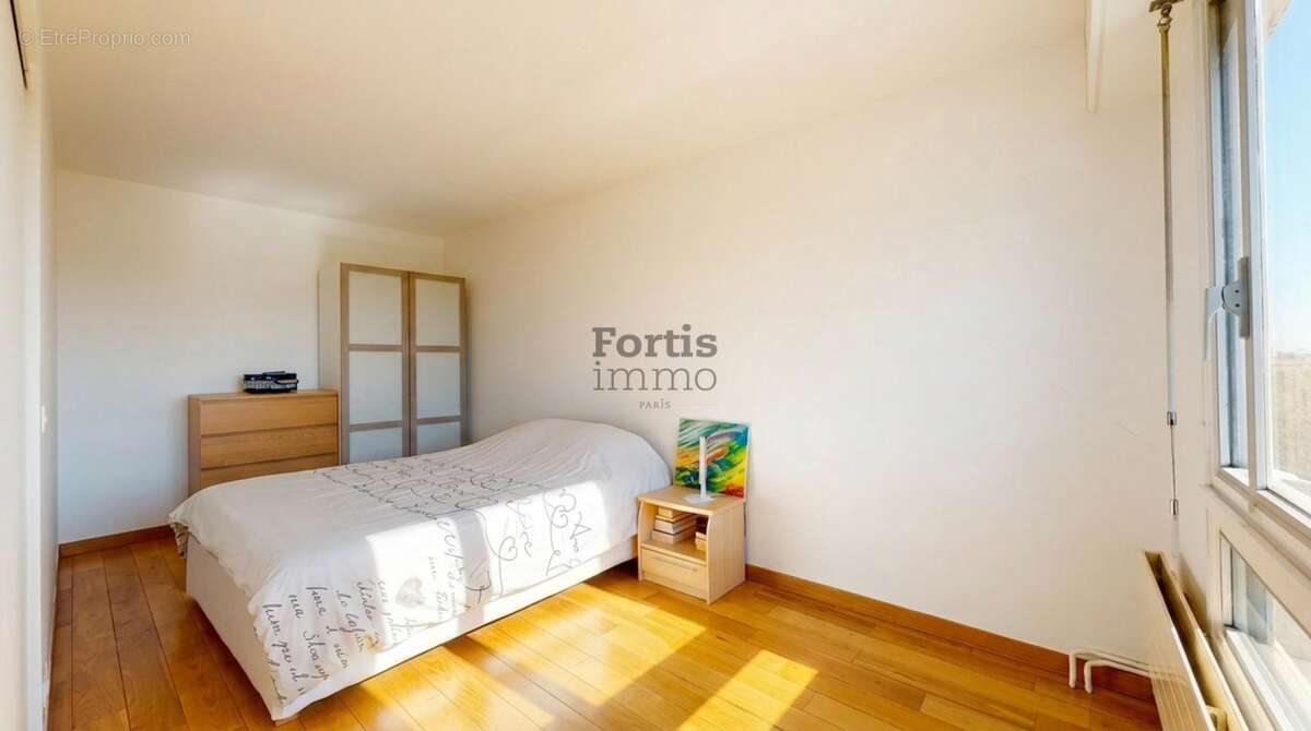 Appartement à PARIS-12E