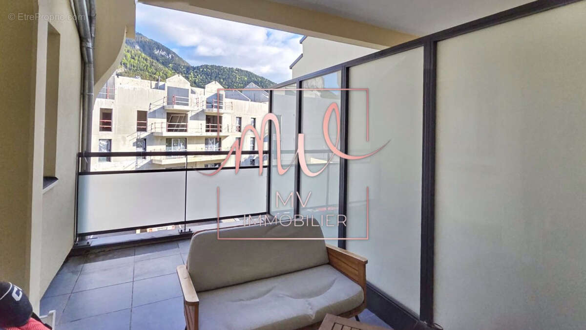 Appartement à SEYSSINET-PARISET