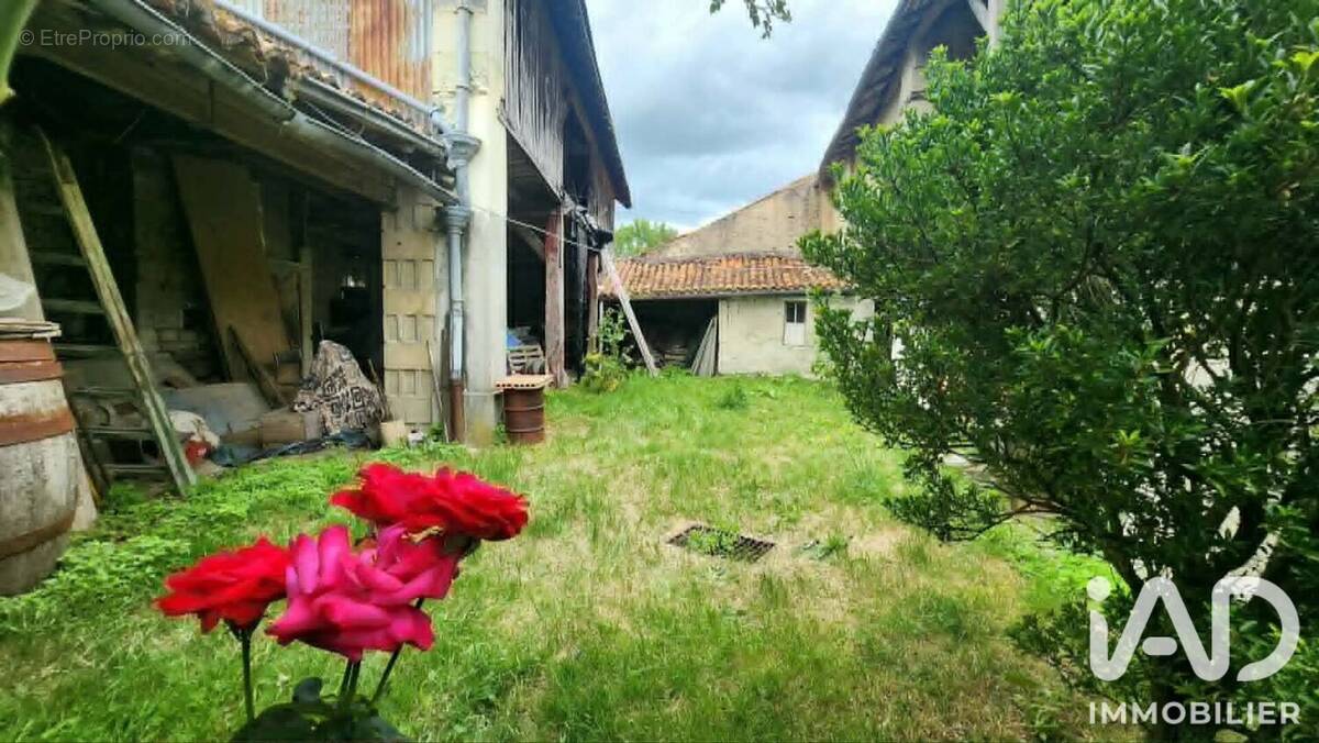 Photo 1 - Maison à MARIGNY-BRIZAY