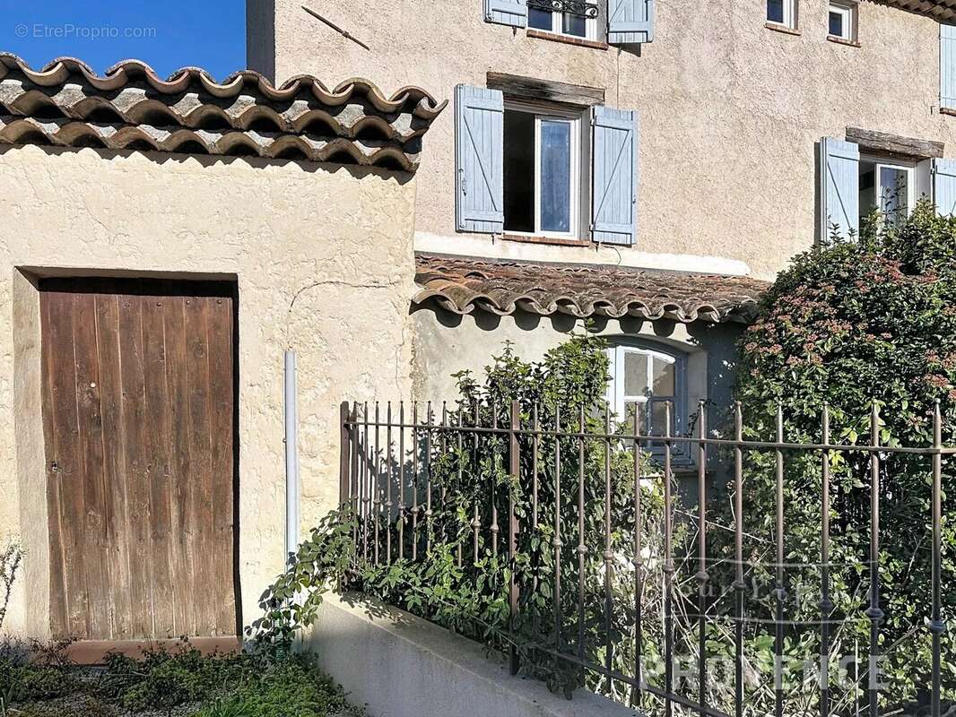 Maison à LORGUES