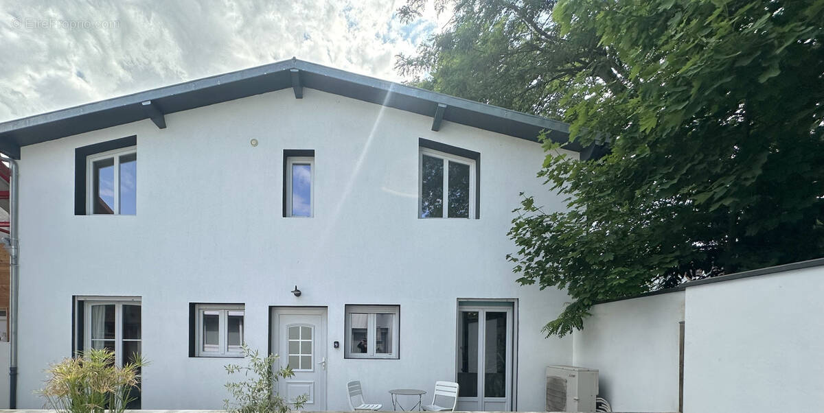 Maison à SAINT-MAUR-DES-FOSSES