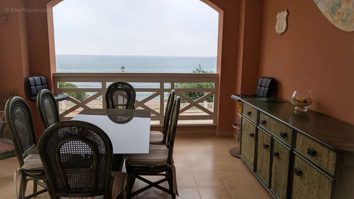 Appartement à LE CAYROL