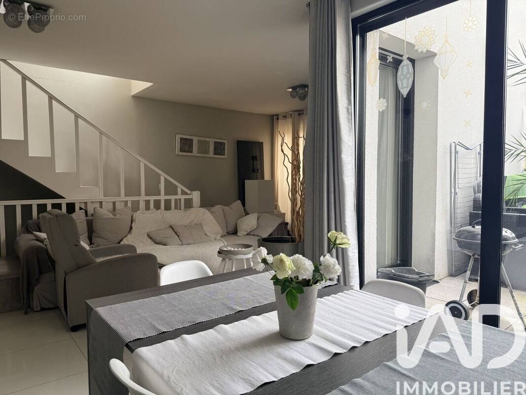 Photo 1 - Maison à NOISY-LE-SEC