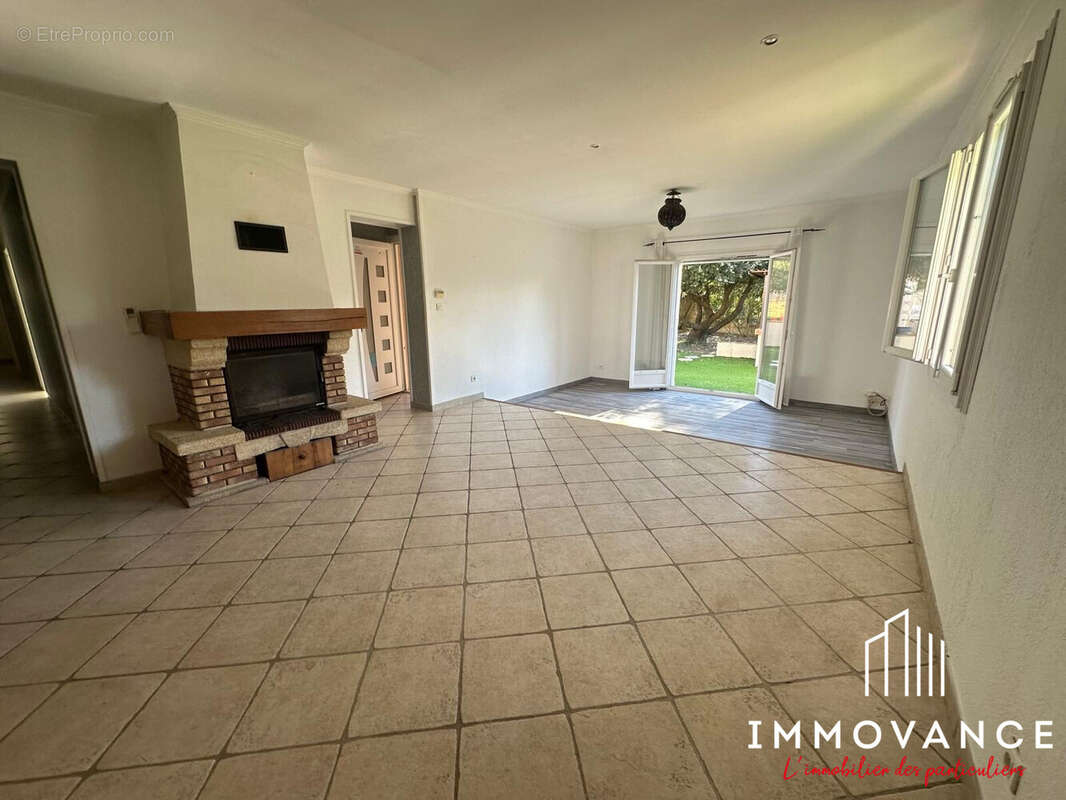 Maison à SAINT-MATHIEU-DE-TREVIERS