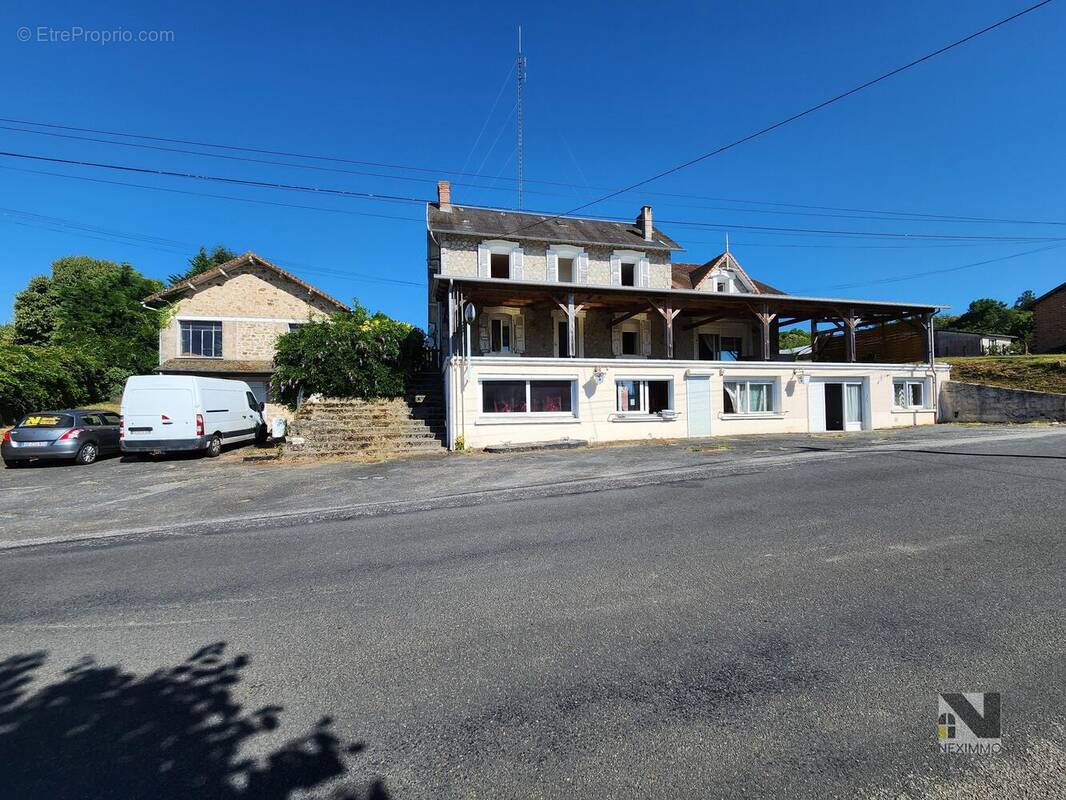 n°5 - Maison à LADIGNAC-LE-LONG
