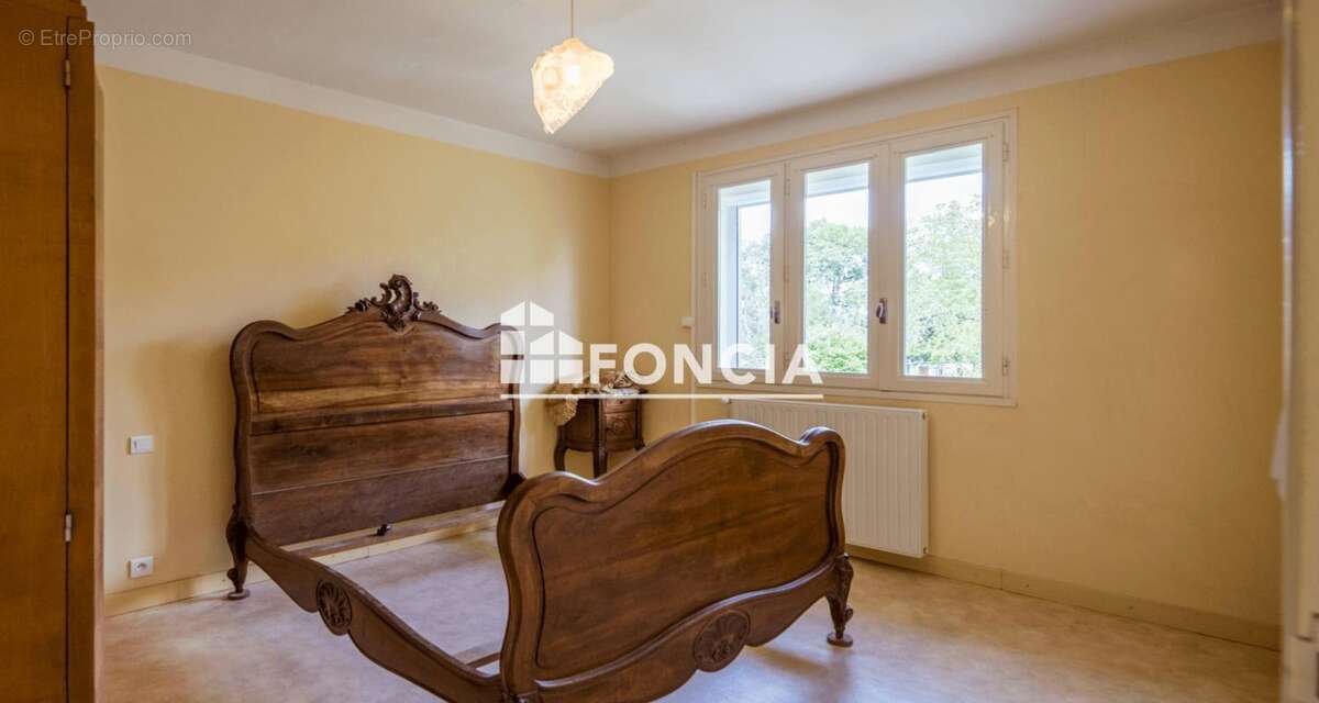 Maison à VILLEFRANCHE-DE-ROUERGUE