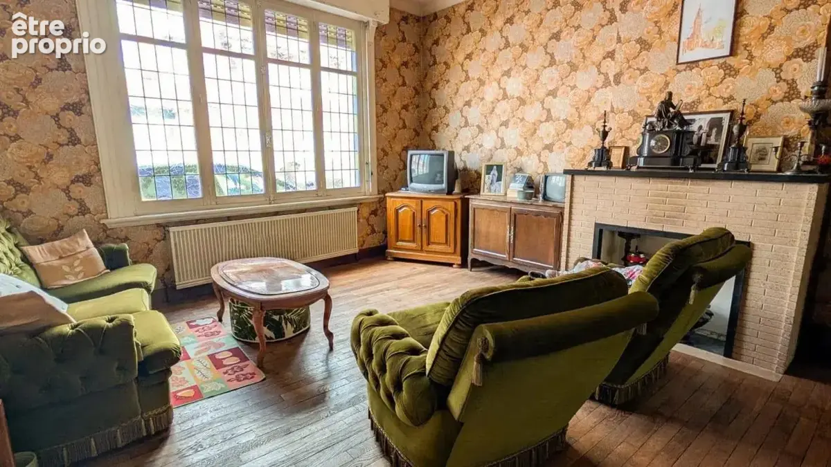 Maison de ville de 210 m², 1500 m² de jardin, grand garage - photo 5
