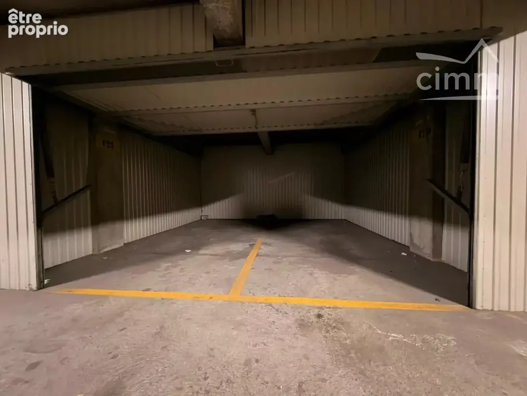 MONTREUIL — T4 de 80 m² avec beau balcon filant, vue dégagée, double parking et cave - photo 8