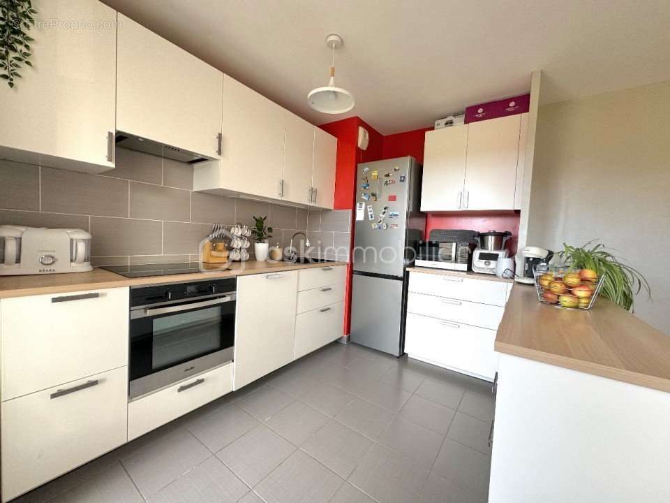 Appartement à SAINTRY-SUR-SEINE