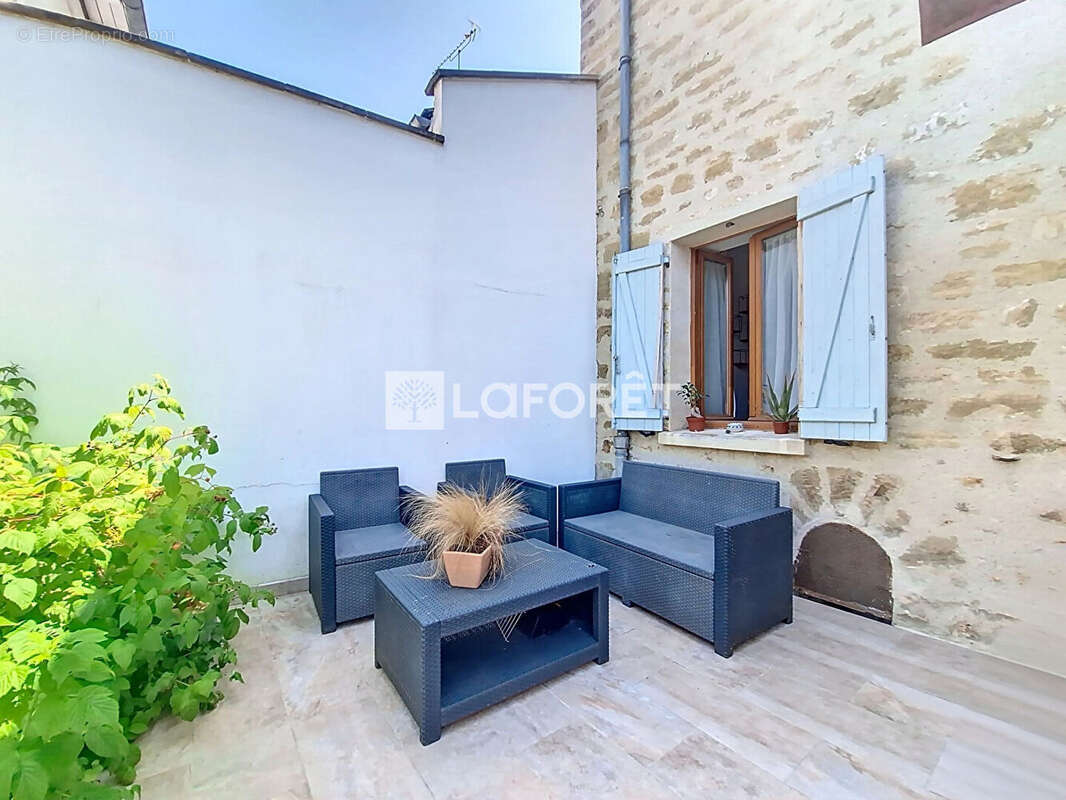 Maison à VERNEUIL-SUR-SEINE