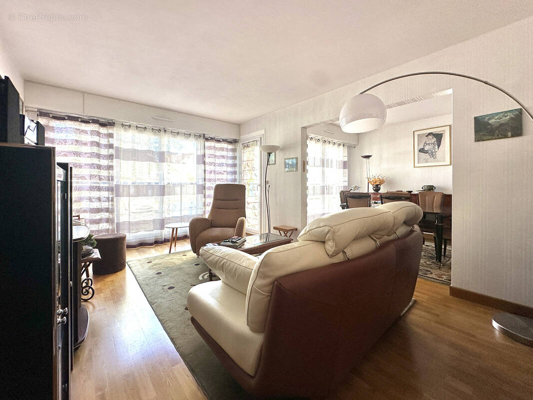 Appartement à PLAISIR