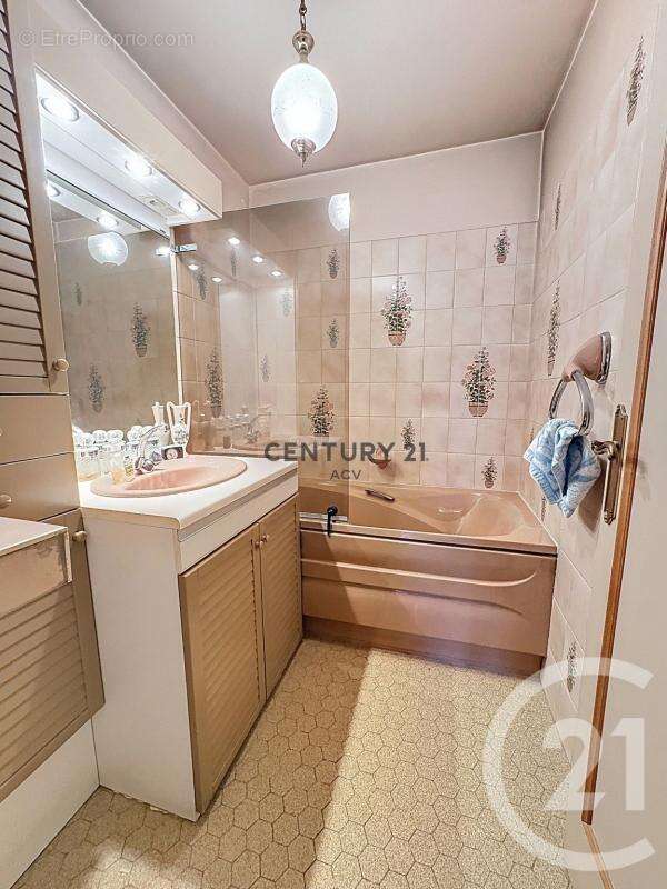 Appartement à MAISONS-ALFORT