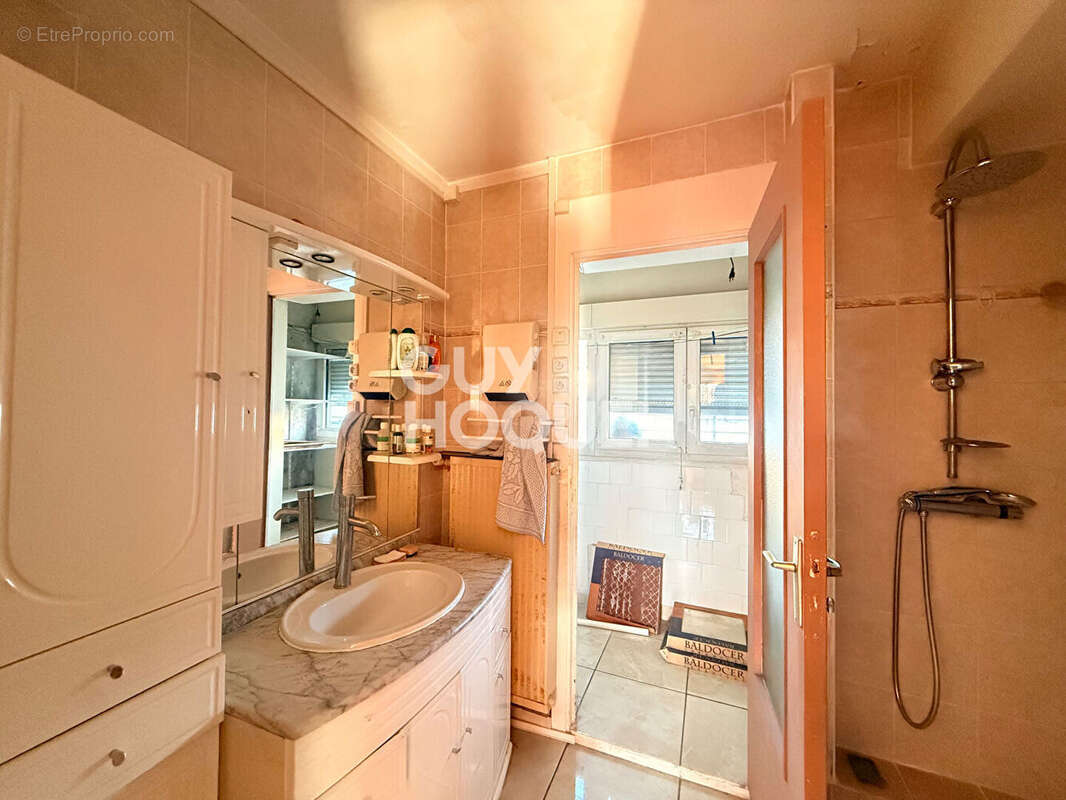 Appartement à VILLEURBANNE