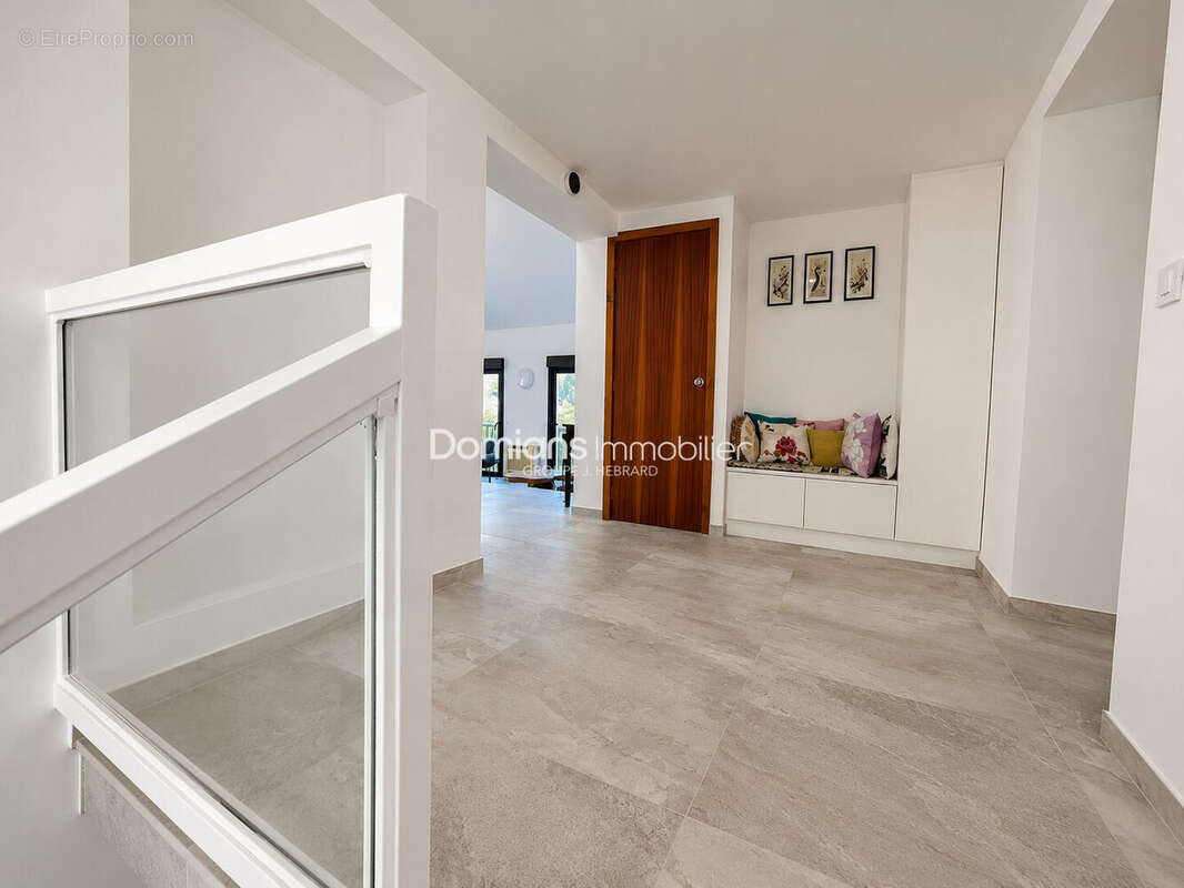 Maison 229 m² à Le Boulou  - photo 9