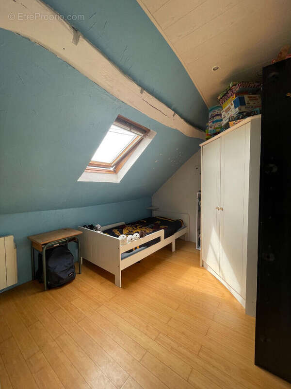 Maison à LA NEUVILLE-ROY