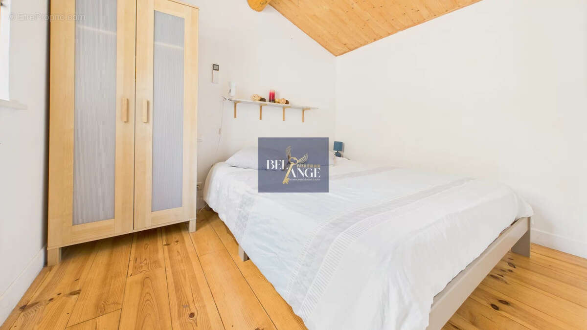 Maison à LARGENTIERE